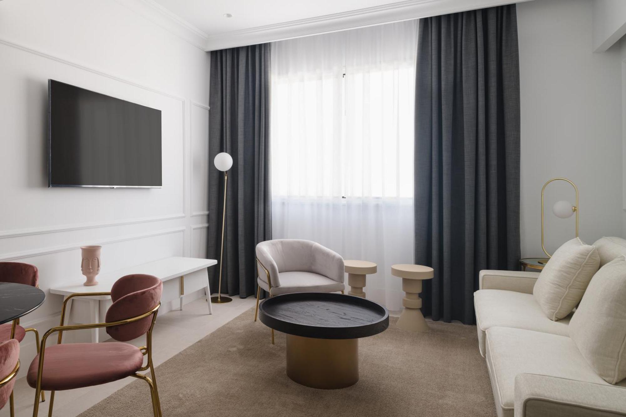 Blue Marina Suites - Boutique Apartments Арресифе Экстерьер фото